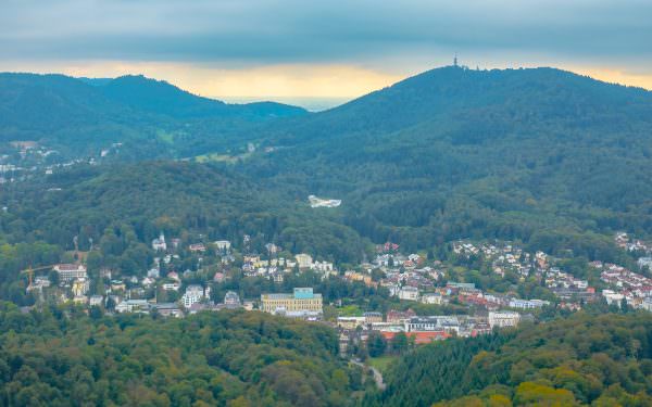 Baden-Baden in Breitwand: Zuflucht zwischen SWR, Festspielhaus und Fremersberg